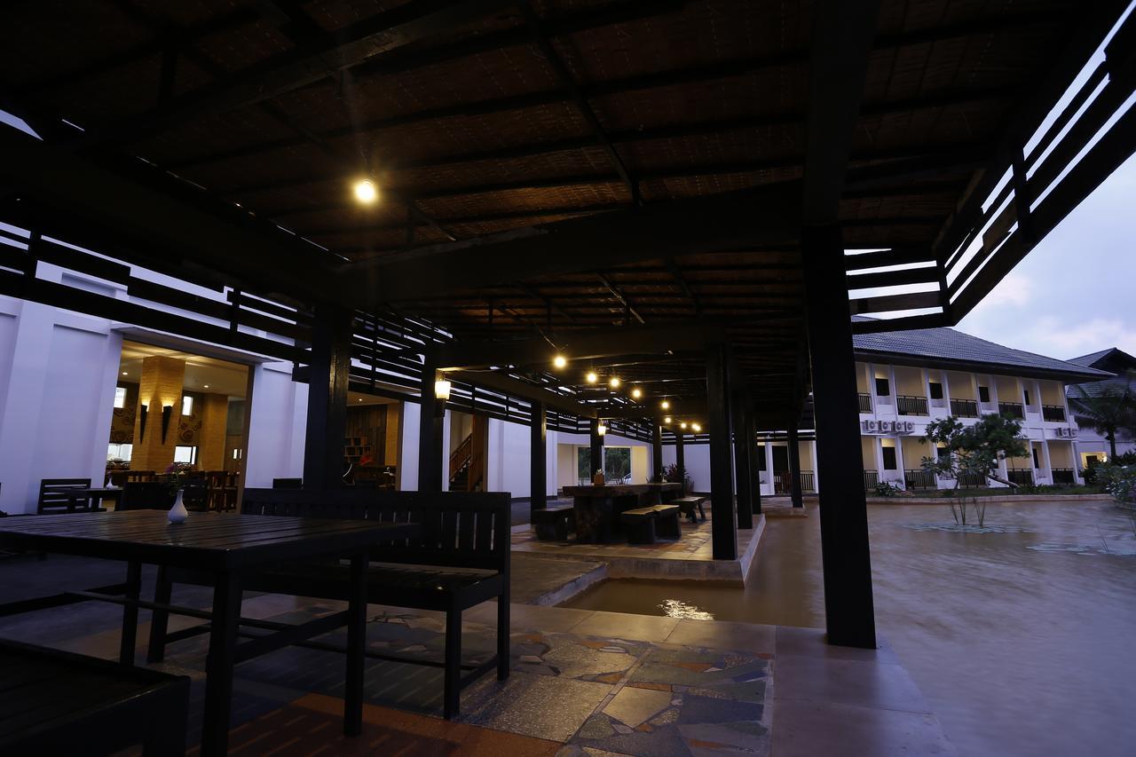 Kahyangan Resort ซิงกาวัง ภายนอก รูปภาพ